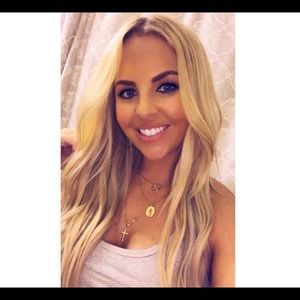 Meet your Posher, Addison